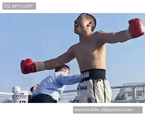 崔飞与白近斌激烈对决谁将成为拳坛新星的领军人物